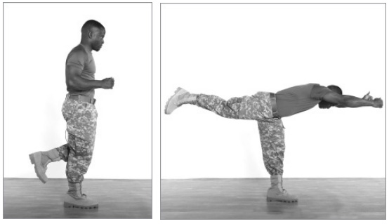 Статичное вытягивание в наклоне