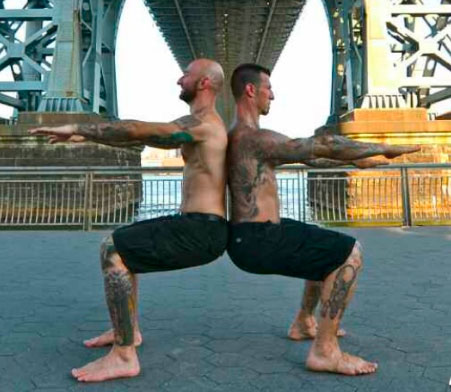 Присед у стены