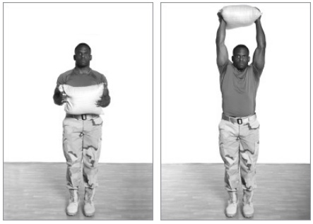 Жим мешка с песком над головой